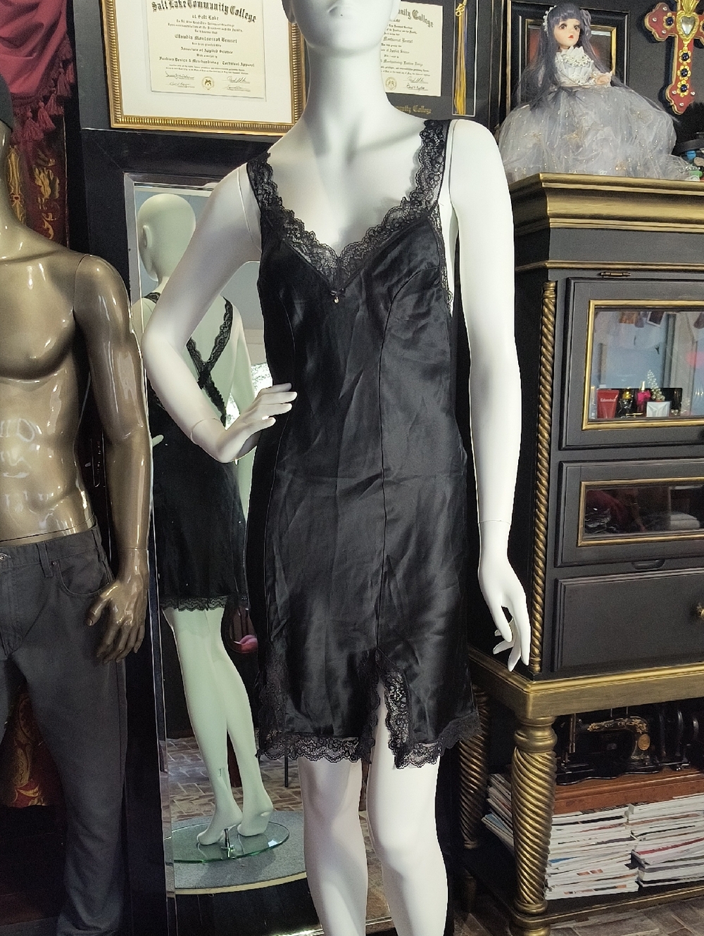 NWOT Vintage intimissimi Black Satin Lace-Trim Slip Dress